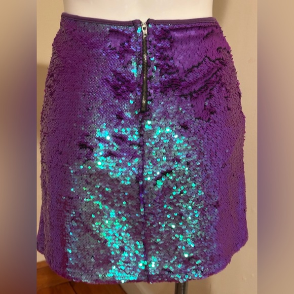 Wild Fable Flip Purple Blue Sequence MiniSkirt With blue green black Purse Sz XS - Picture 3 of 16